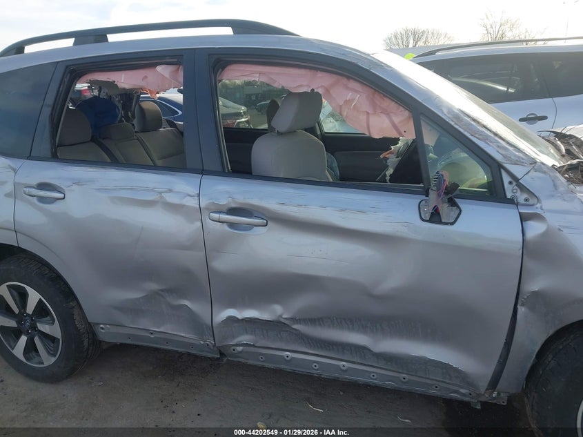 2017 Subaru Forester 2.5I Premium VIN: JF2SJADC3HH552848 Lot: 44202549