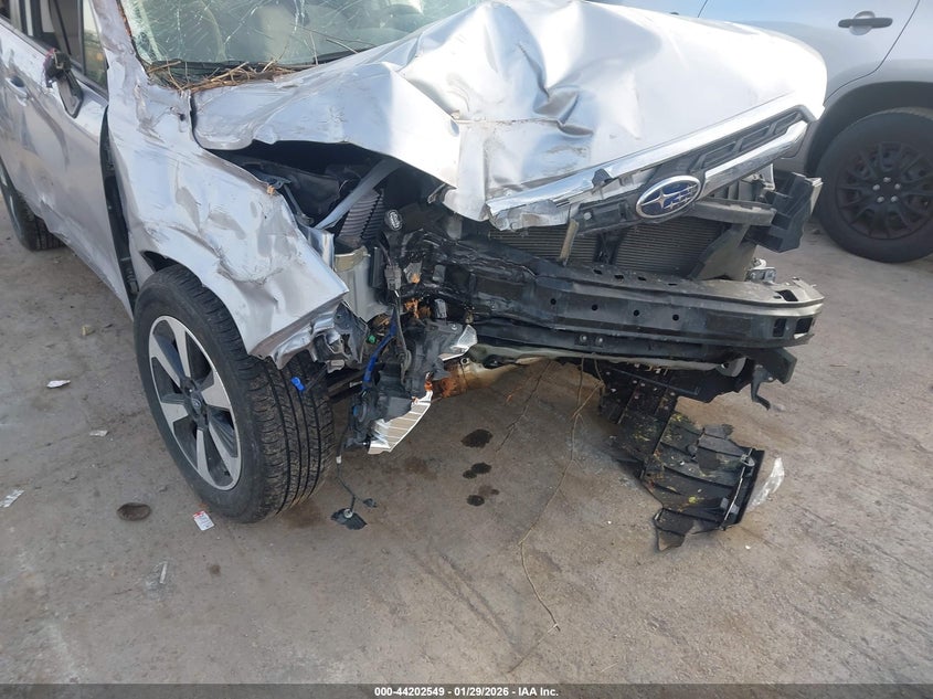 2017 Subaru Forester 2.5I Premium VIN: JF2SJADC3HH552848 Lot: 44202549