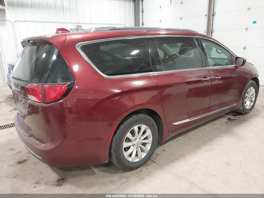 2018 Chrysler Pacifica Touring L Plus