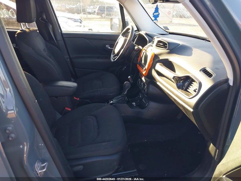 2017 Jeep Renegade Altitude 4X4