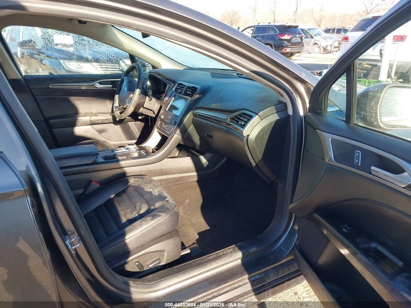 2020 Ford Fusion Sel