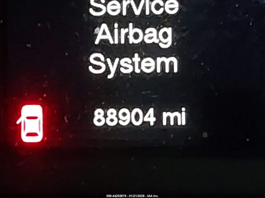 2016 Jeep Cherokee Latitude VIN: 1C4PJMCB7GW308533 Lot: 44202676