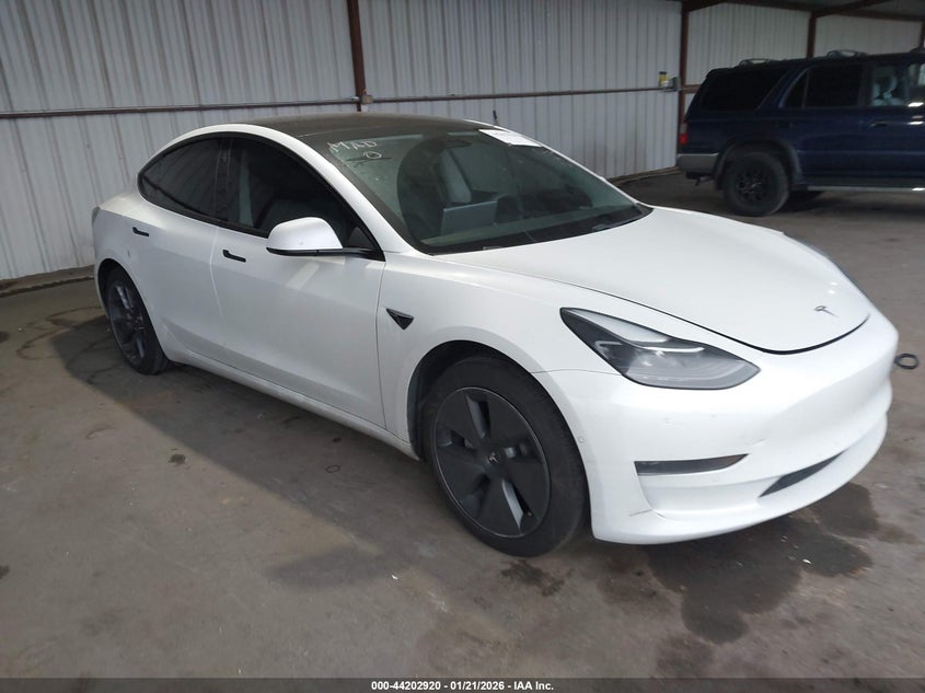 2021 Tesla Model 3 Standard Range Plus Rear-Wheel Drive