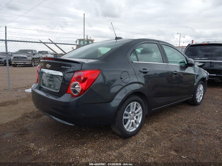 2016 Chevrolet Sonic Lt Auto