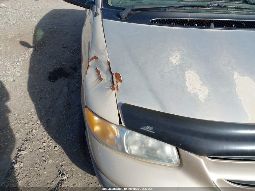 1998 Dodge Grand Caravan Es/Le VIN: 1B4GP54LXWB567564 Lot: 44203080