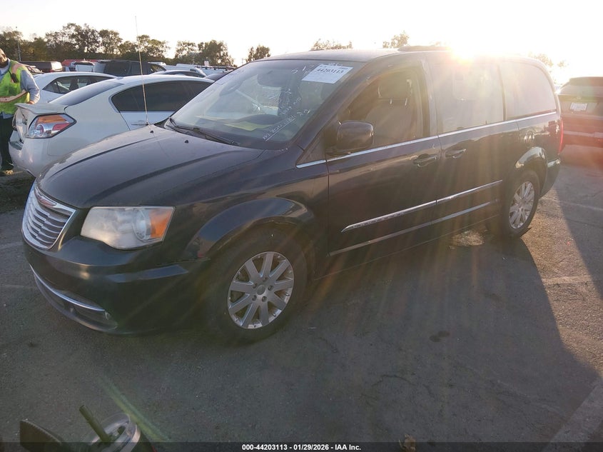 2013 Chrysler Town & Country Touring