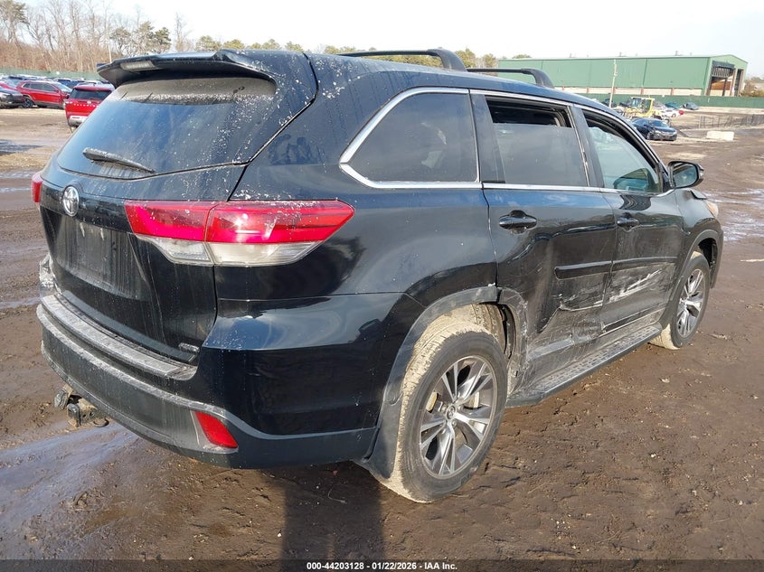 2018 Toyota Highlander Le