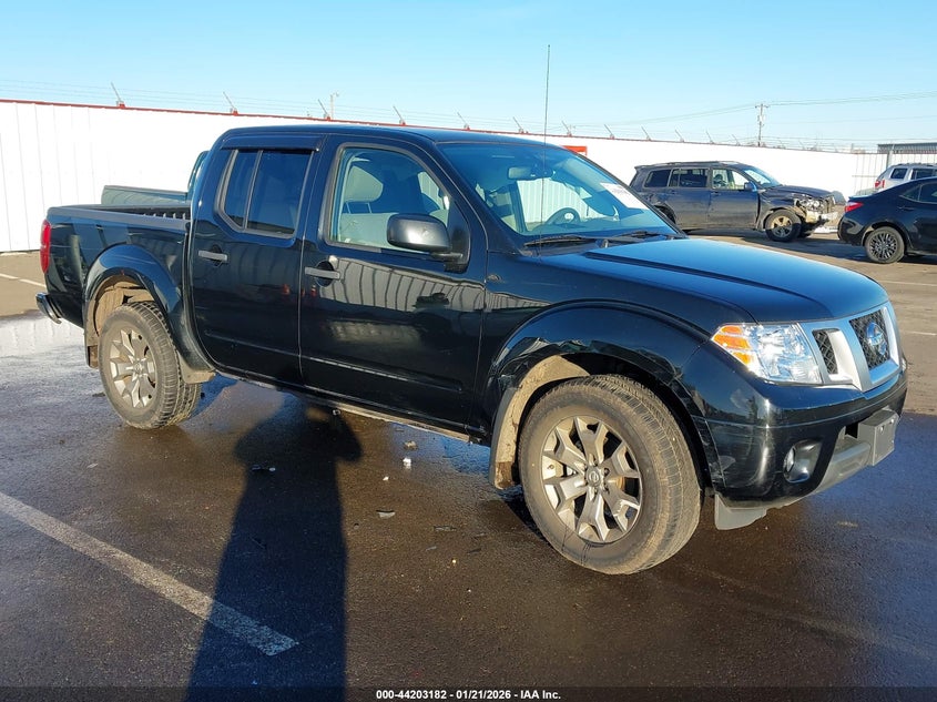 2020 NISSAN FRONTIER