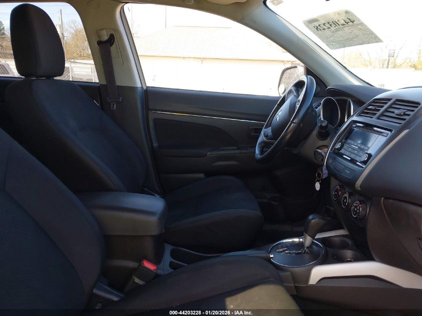 2014 Mitsubishi Outlander Sport Es