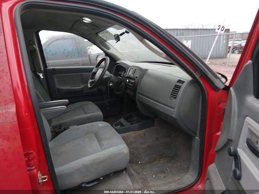2005 Dodge Dakota St