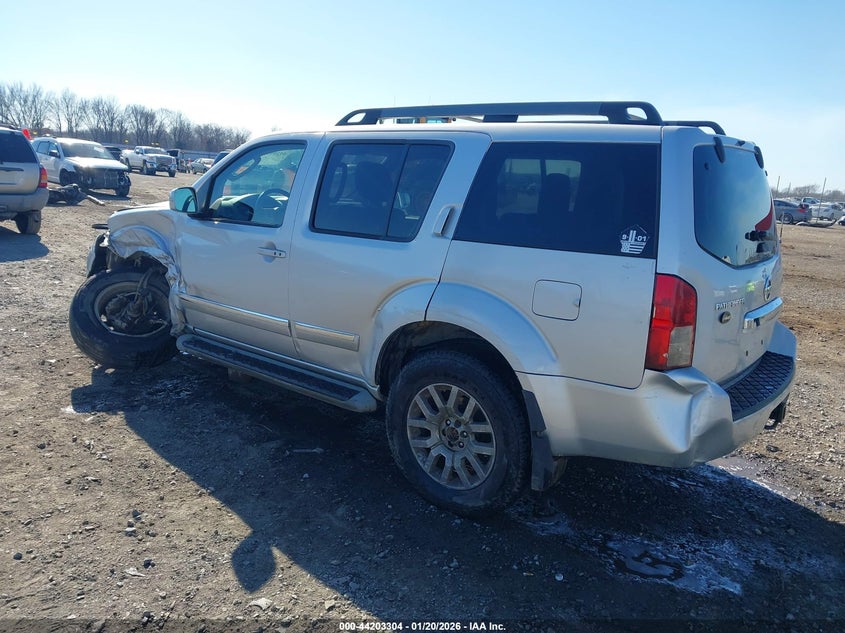 2012 Nissan Pathfinder Le