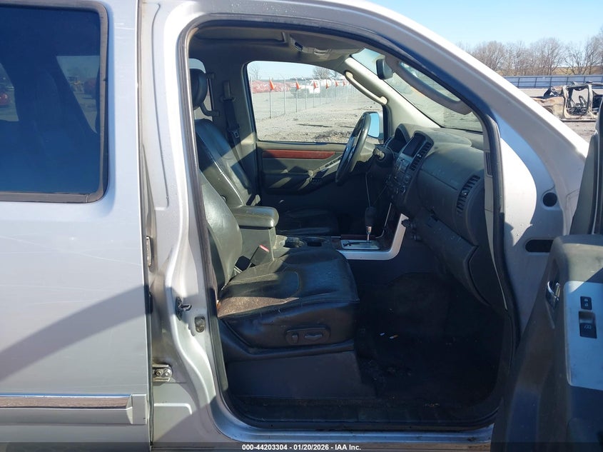 2012 Nissan Pathfinder Le