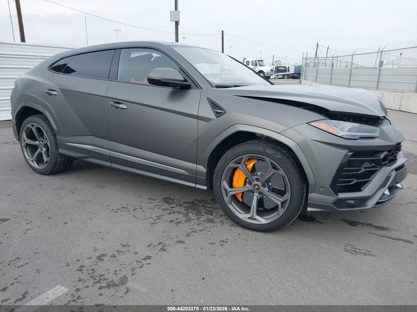 ZPBUA1ZLXMLA15796 LAMBORGHINI URUS Photo 1