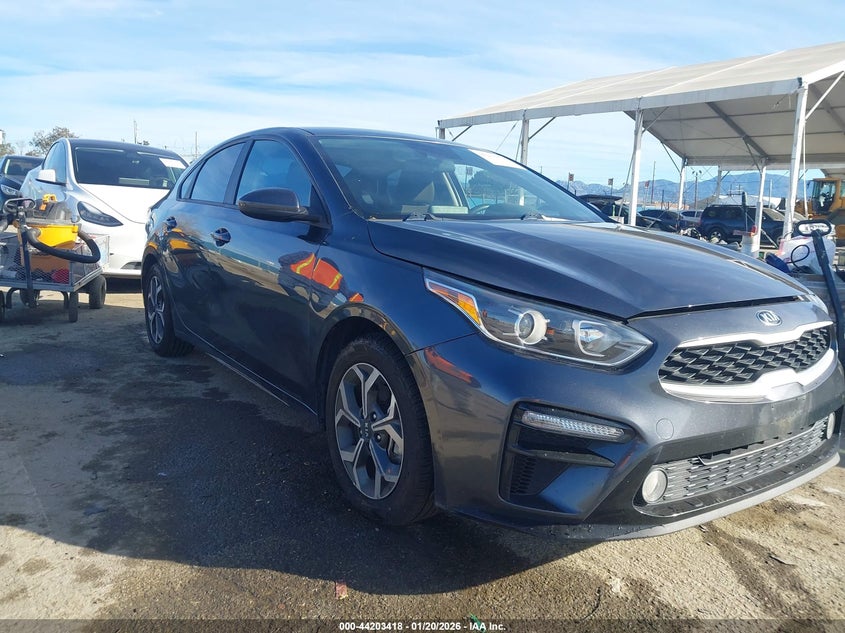 VIN 3KPF24AD9ME273299 2021 KIA FORTE LXS
