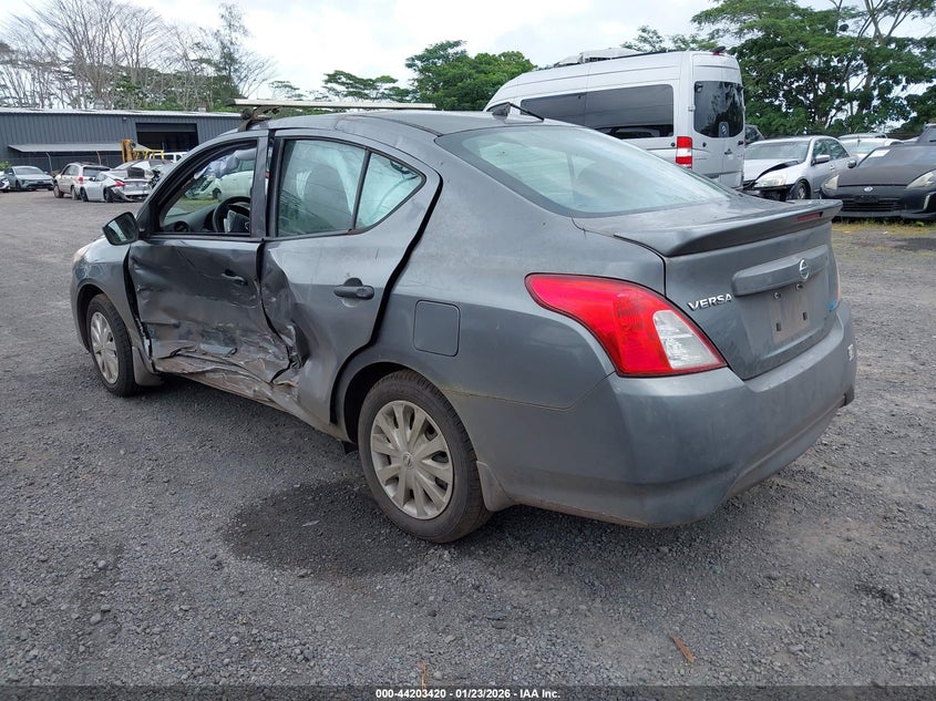 2016 Nissan Versa 1.6 S+