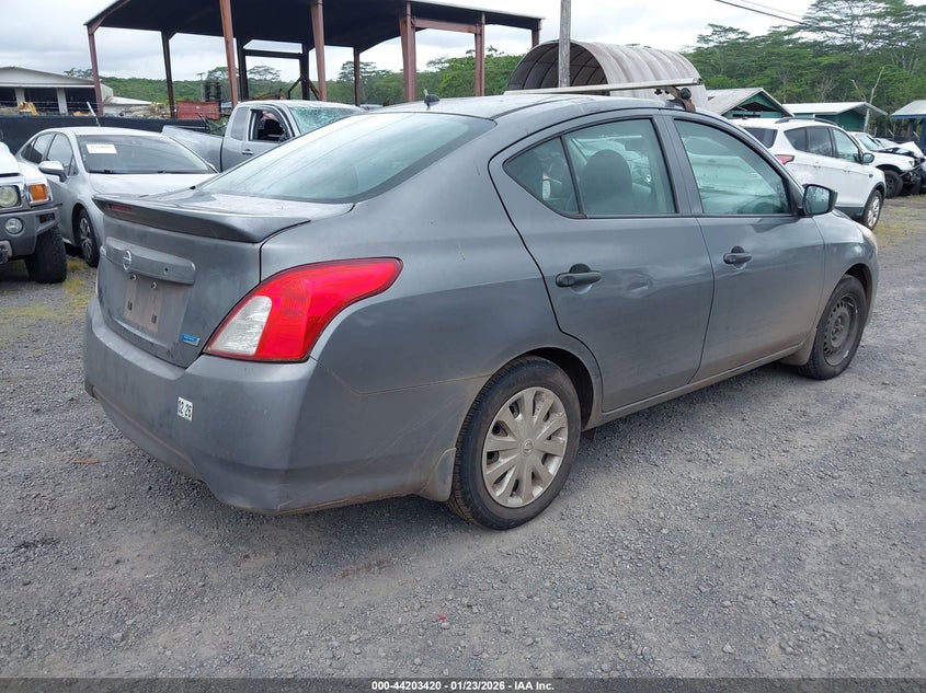 2016 Nissan Versa 1.6 S+