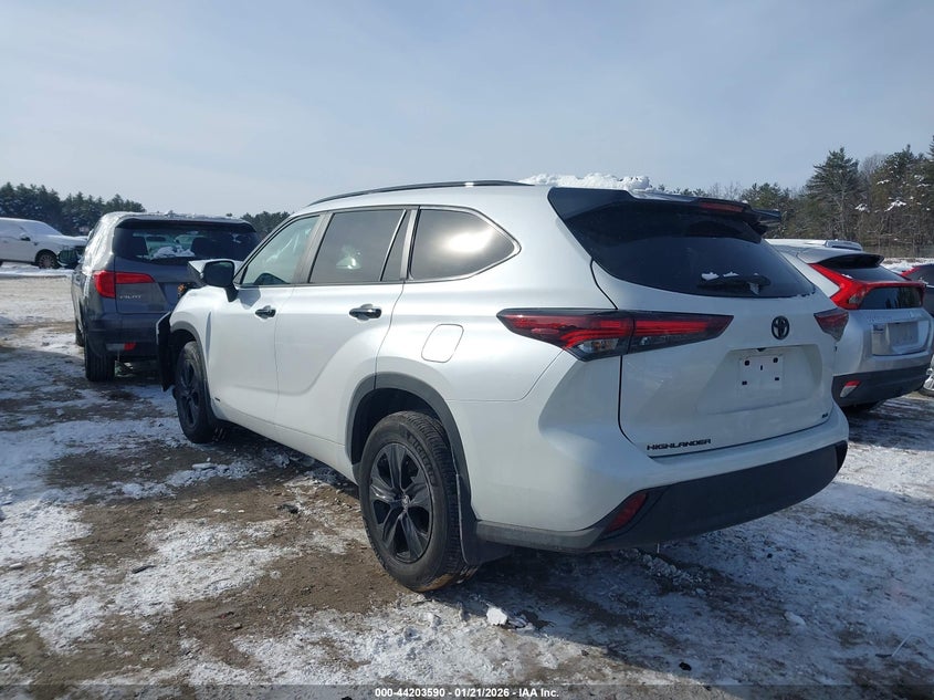 2025 Toyota Highlander Hybrid Xle Nightshade