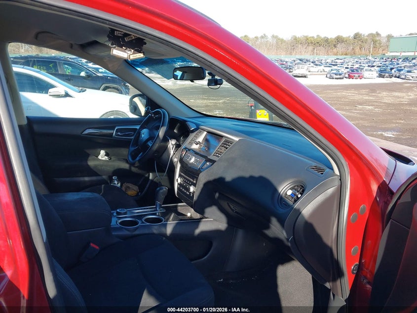 2015 Nissan Pathfinder S