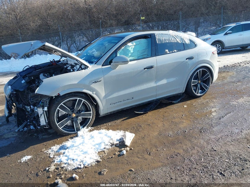 2021 Porsche Cayenne E-Hybrid Coupe Turbo S