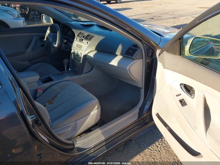 2009 Toyota Camry Le