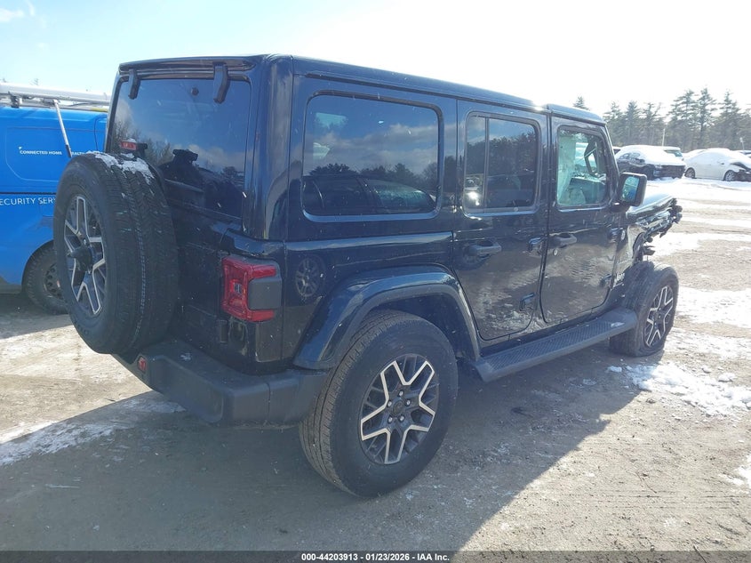 2024 Jeep Wrangler 4-Door Sahara 4X4