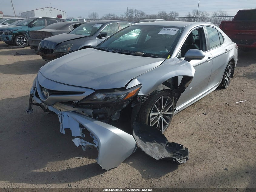 2022 Toyota Camry Se Hybrid