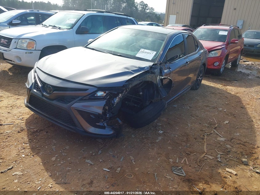 2022 Toyota Camry Se