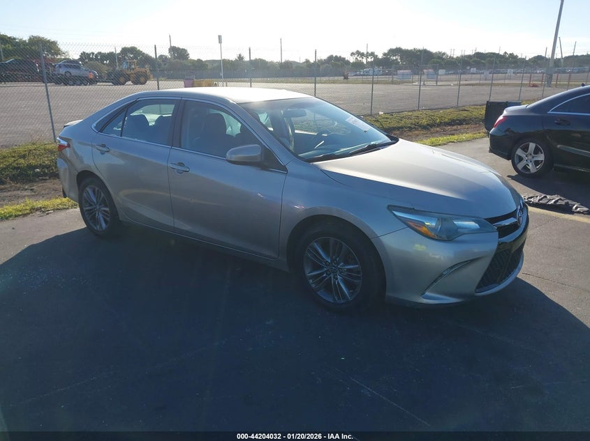 2016 Toyota Camry Se