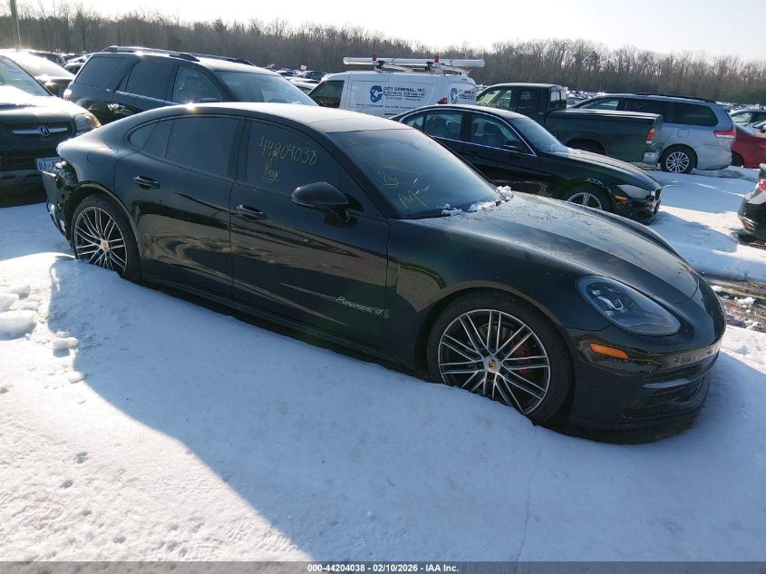 2018 Porsche Panamera 4