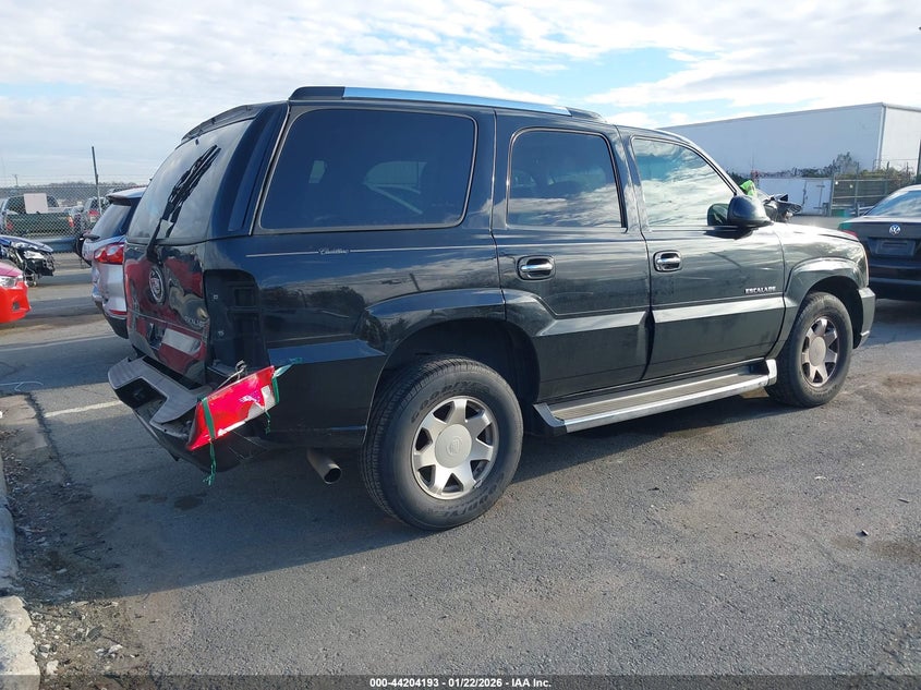 2003 Cadillac Escalade Standard