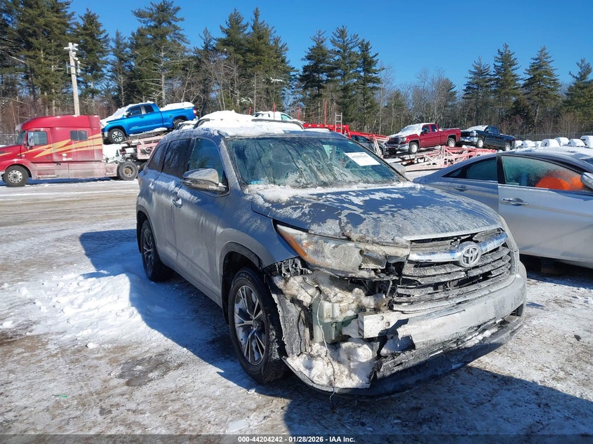 2016 Toyota Highlander Xle V6