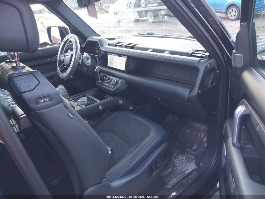 2022 Land Rover Defender 90 Carpathian Edition/90 V8