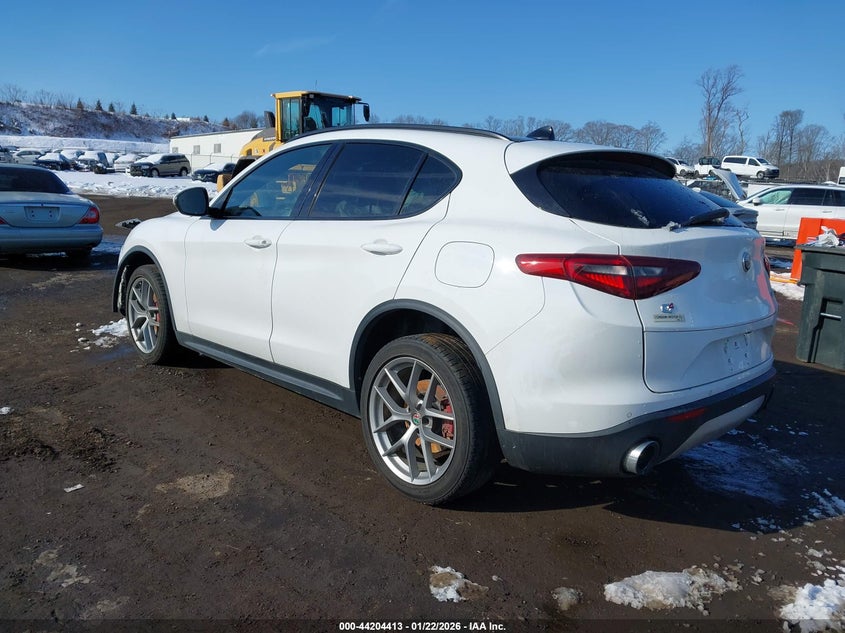 2018 Alfa Romeo Stelvio Ti Sport Awd