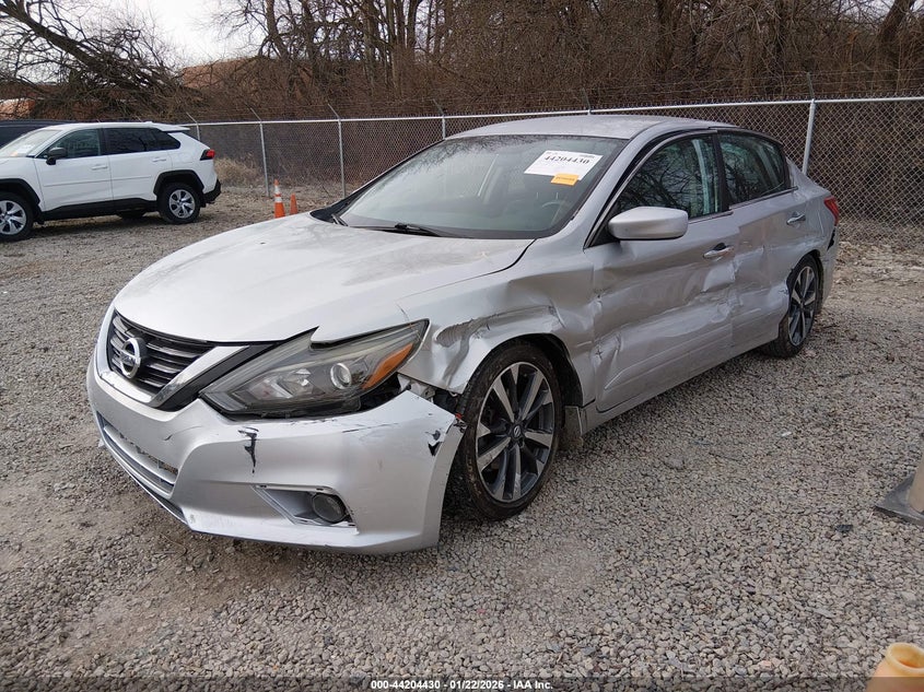 2016 Nissan Altima 2.5 Sr