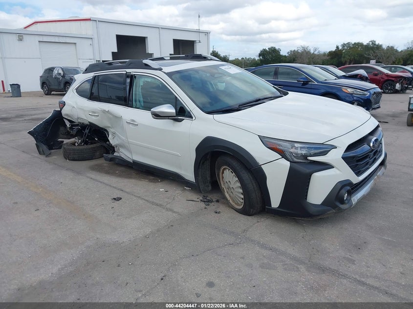 2025 Subaru Outback Touring Xt