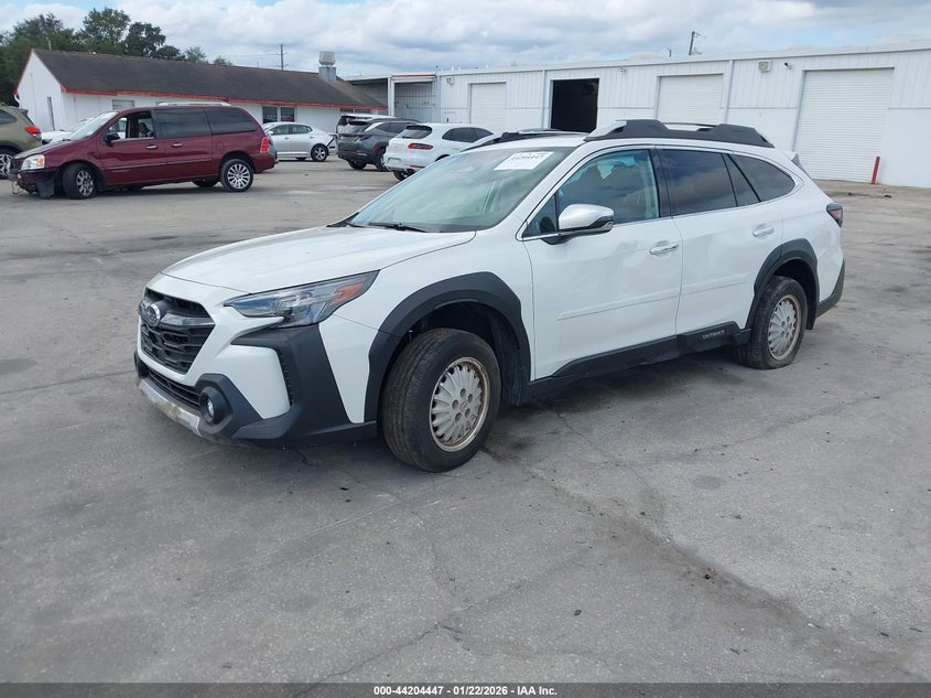 2025 Subaru Outback Touring Xt