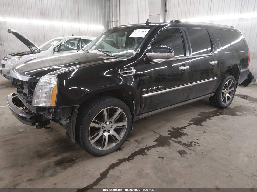2013 Cadillac Escalade Esv Platinum Edition