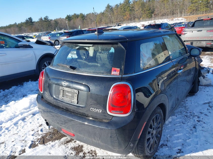 2019 Mini Hardtop Cooper VIN: WMWXP5C58K2H32060 Lot: 44204578