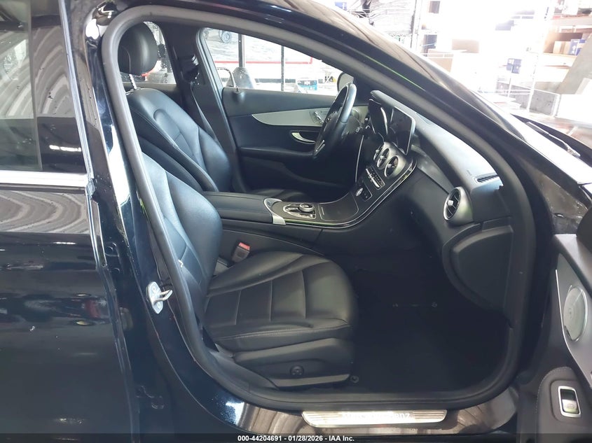 2020 Mercedes-Benz C 300