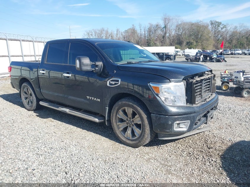 2017 Nissan Titan Sv