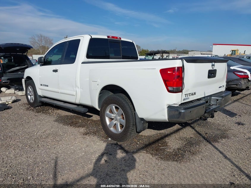 2013 Nissan Titan Sv