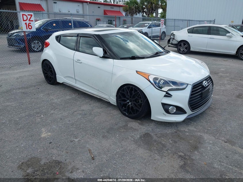2016 Hyundai Veloster Turbo