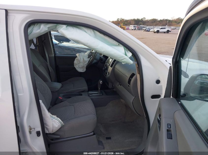 2017 Nissan Frontier Sv