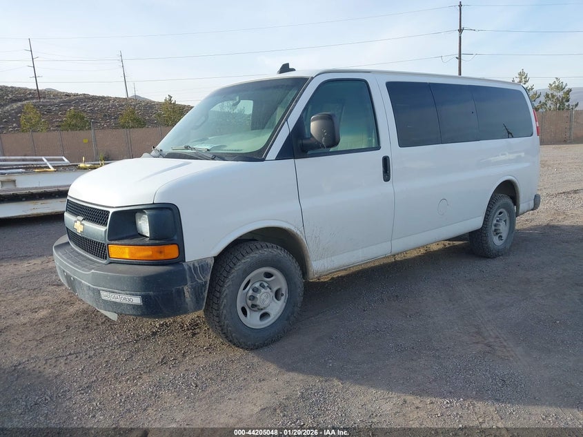 2016 Chevrolet Express 2500 Ls