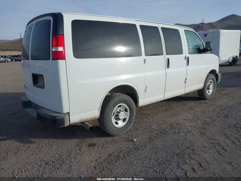 2016 Chevrolet Express 2500 Ls