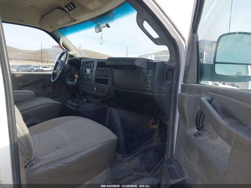 2016 Chevrolet Express 2500 Ls