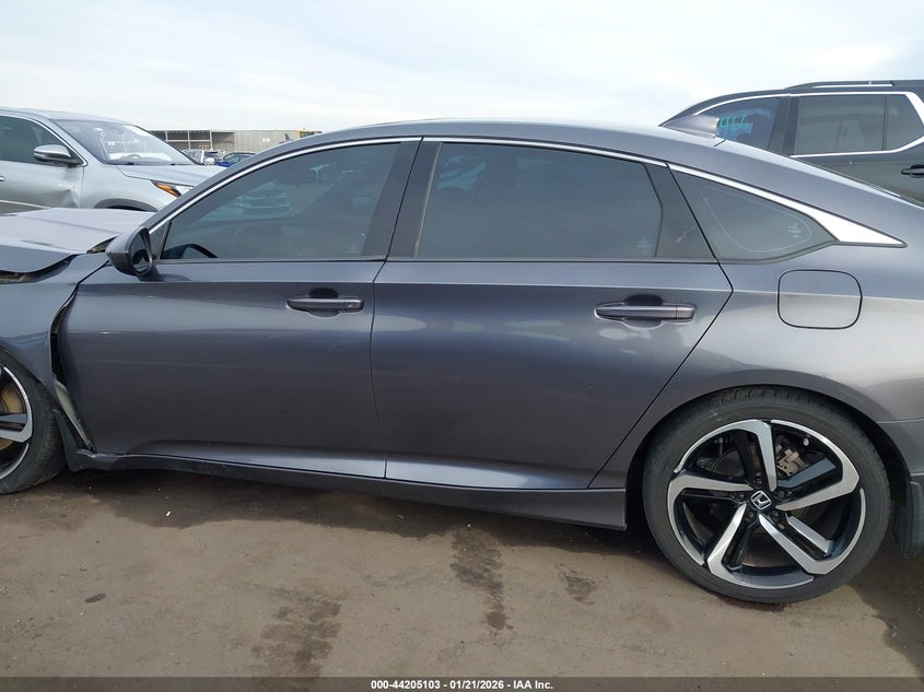 VIN 1HGCV2F31JA046669 2018 HONDA ACCORD SPORT 2.0T