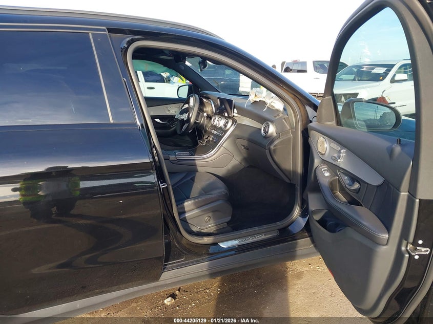 2022 Mercedes-Benz Glc 300 Suv