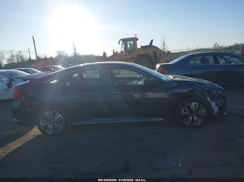VIN 19XFC1F35HE213828 2017 HONDA CIVIC EX-T