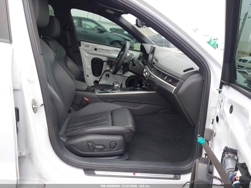 2024 Audi A4 Premium Plus 45 Tfsi S Line Quattro S Tronic